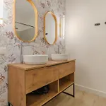 Апартаменти Loft The Pa By Paramount Holidays *
