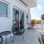 Апартаменти Loft The Pa By Paramount Holidays *