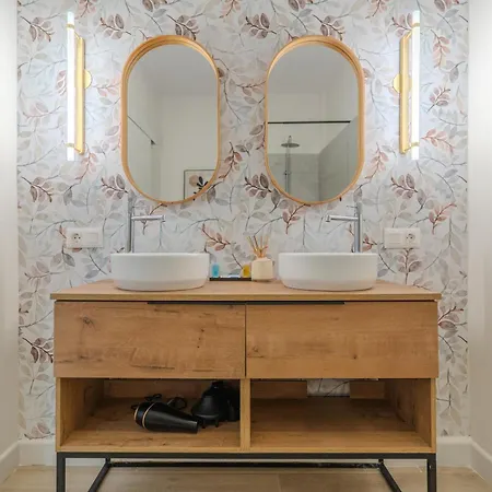 Loft The Pa By Paramount Holidays